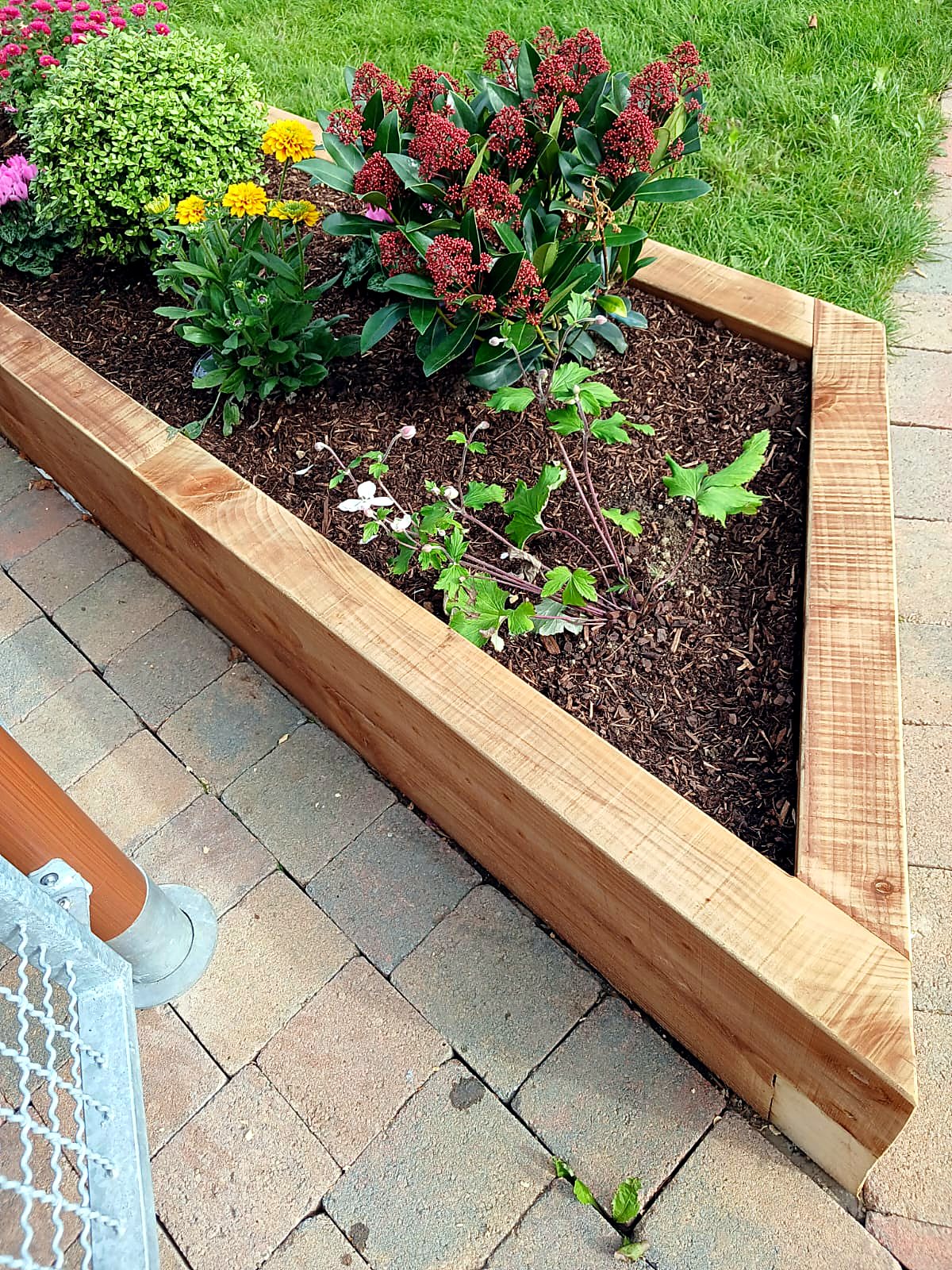 Sleeper raised beds